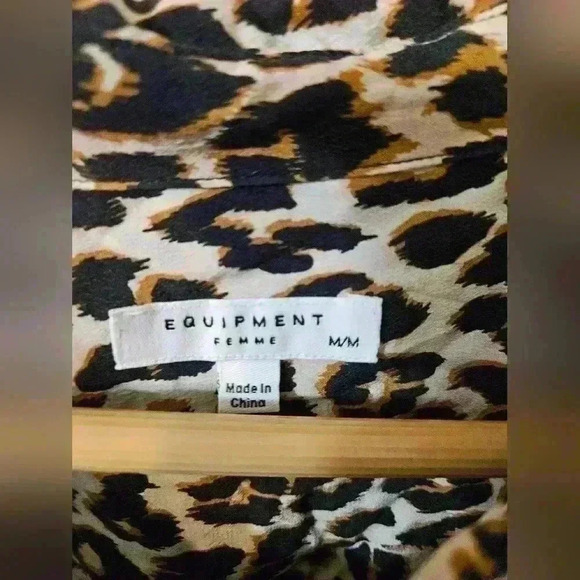Equipment Silk Leopard Print Femme Button Down - Picture 5 of 7